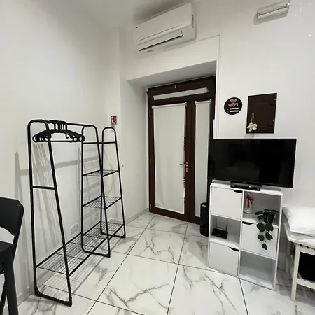 Koronao - Old Appartement *